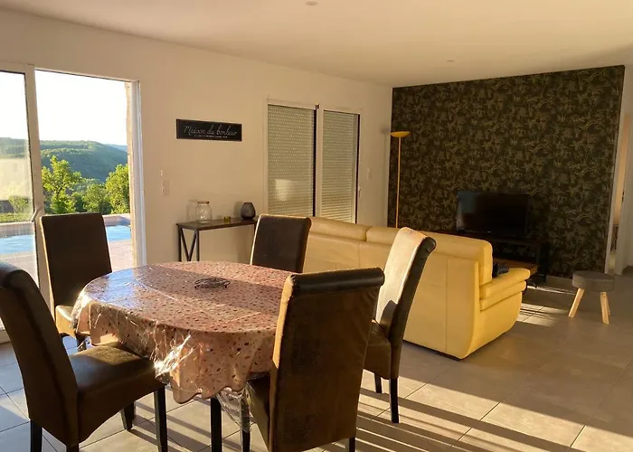 Vallee De La Dordogne 펜션 수일락